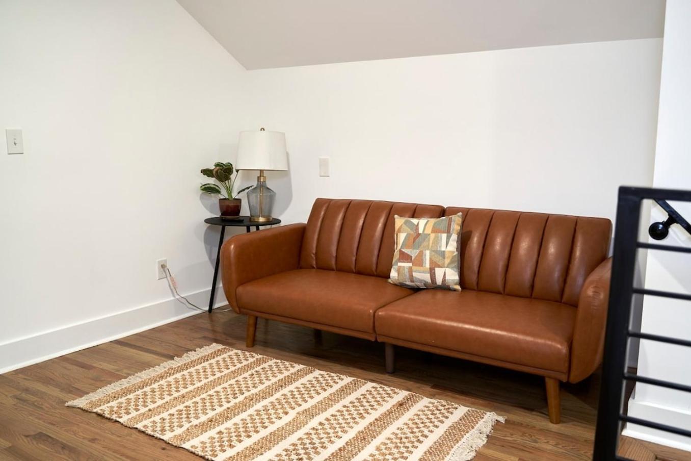 Spacious Retreat Near Downtown, Atl アトランタ エクステリア 写真